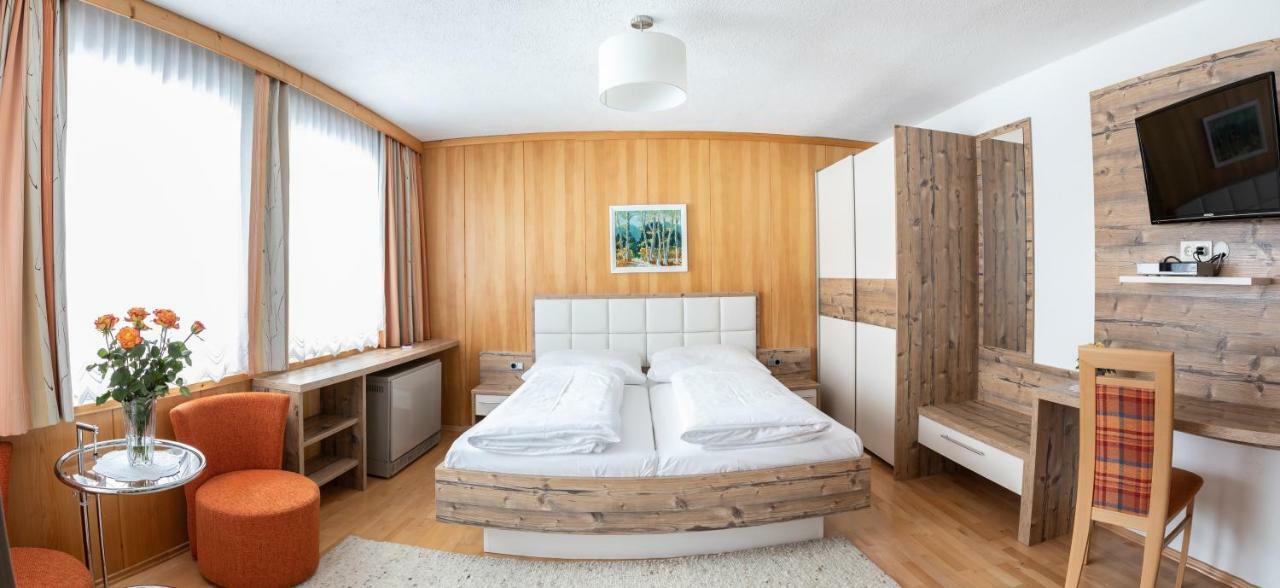 Gastehaus Frischhut Hotel นาซเซอฮัท ภายนอก รูปภาพ